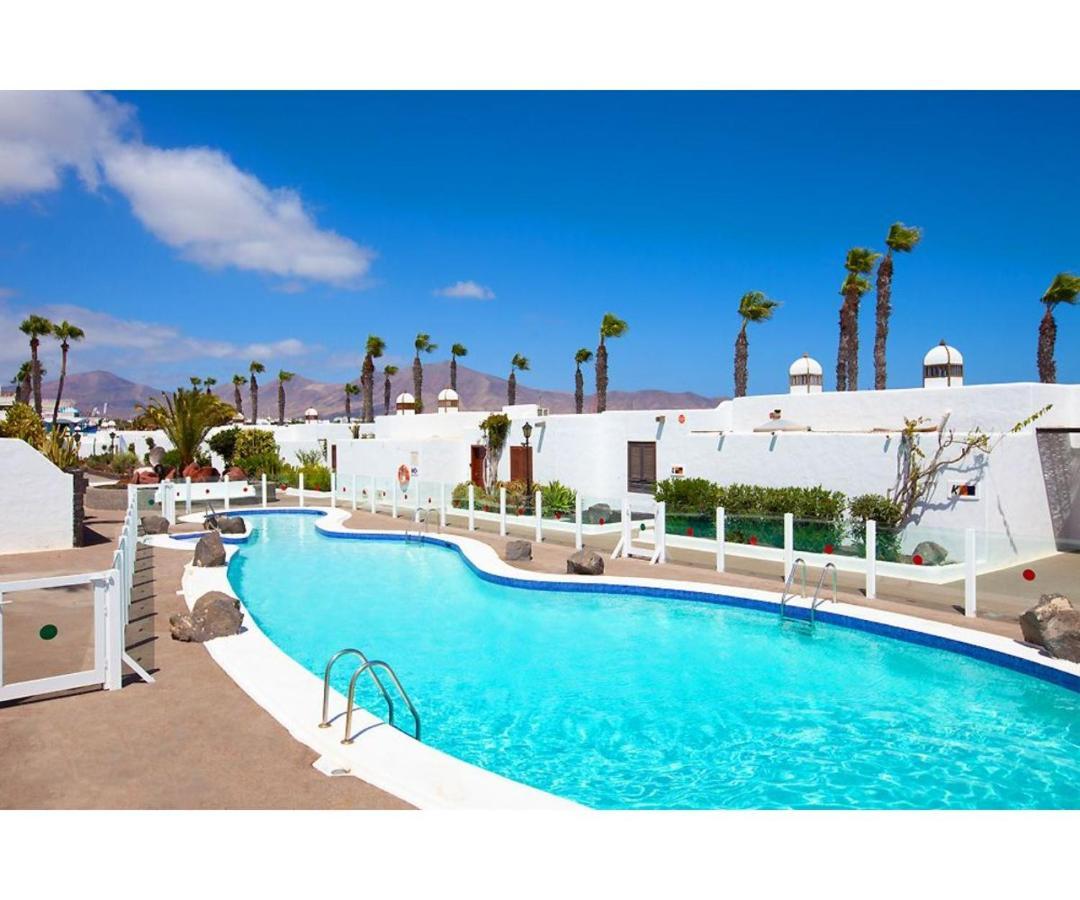 Puerto Chico I And J Apartment Playa Blanca  Exterior photo